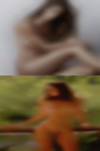 Fisty fuck horny women.